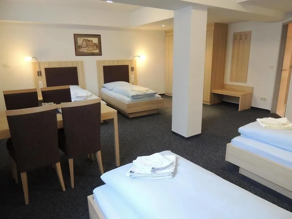 Hotel Am Vogelsanger Weg Dusseldorf 3*,